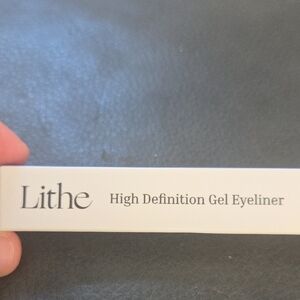 Lithe High Definition Gel Eyeliner (Blueprint/Galaxy)